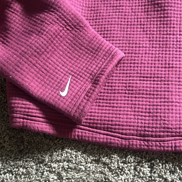 Nike pullover - Picture 2 of 5